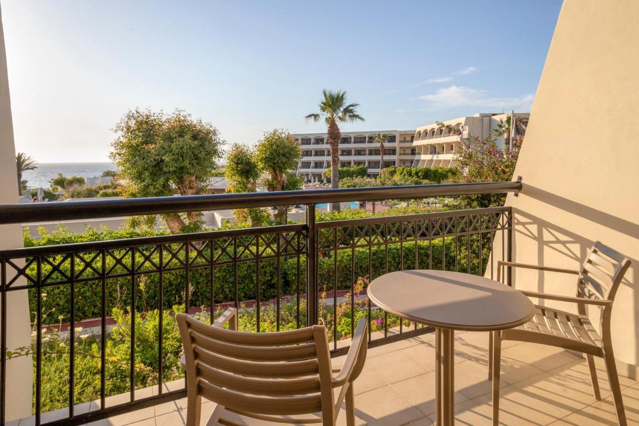 Sol Cosmopolitan Rhodes Hotel Ixia  Exterior foto