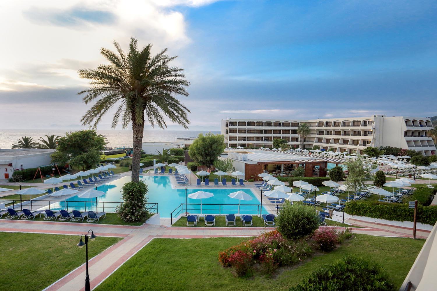 Sol Cosmopolitan Rhodes Hotel Ixia  Exterior foto